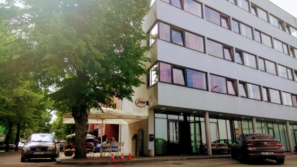 Carolina Hotel Pärnu Exterior foto